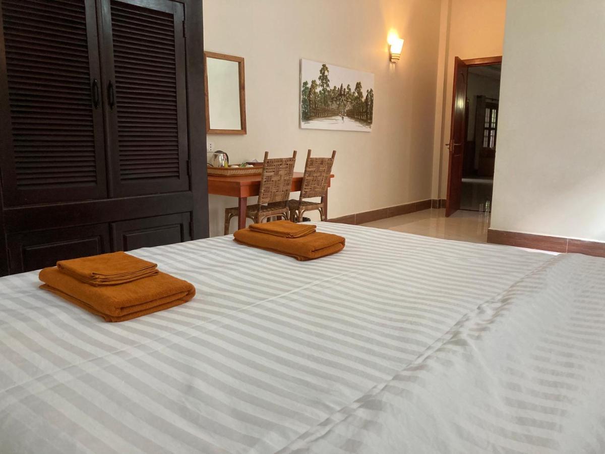 Lily Pad Boutique Hotel Siem Reap Buitenkant foto