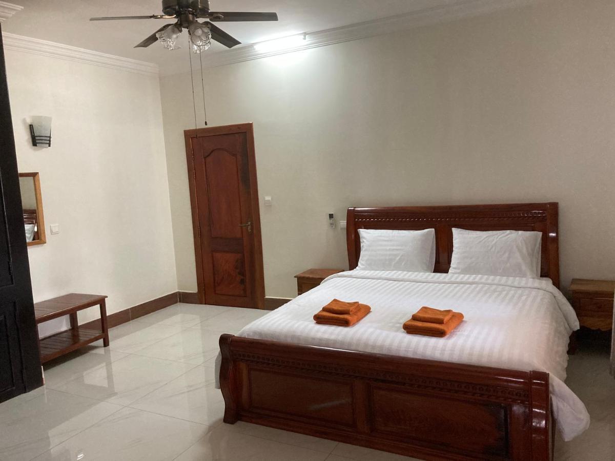 Lily Pad Boutique Hotel Siem Reap Buitenkant foto